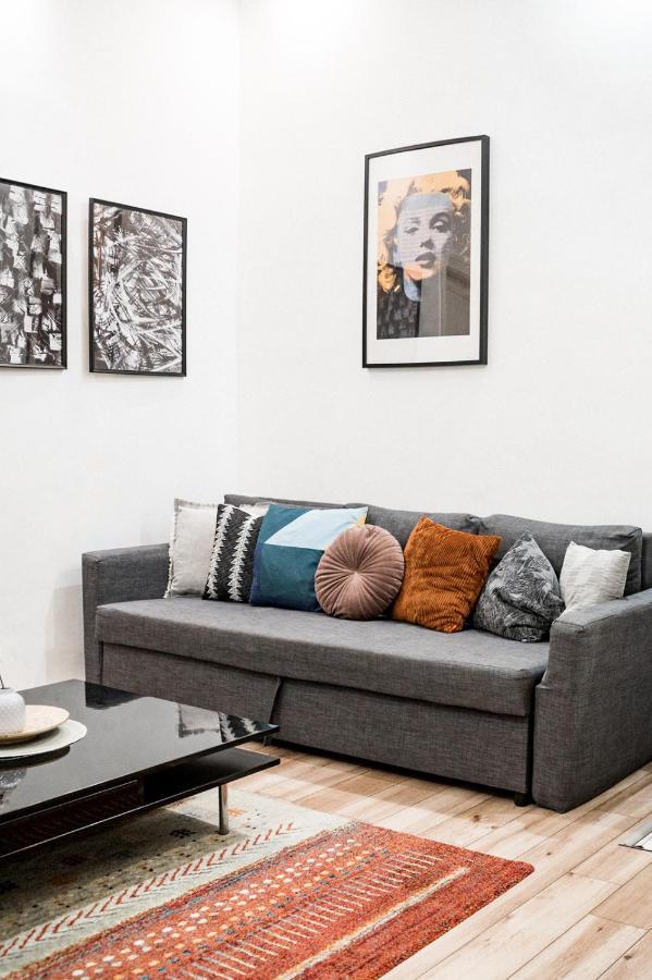 Stylish And Spacious ! Central Location Kazincy Netflix Budapeszt Zewnętrze zdjęcie